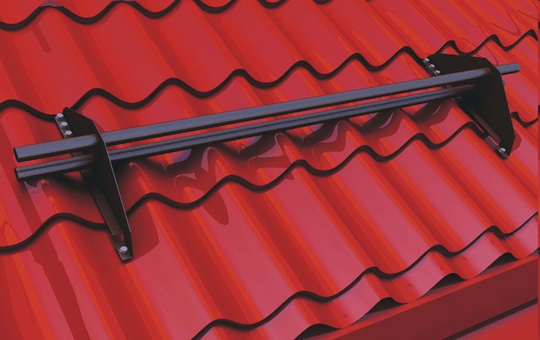 Zadržovač snehu pre strechu: urobte zariadenie sami