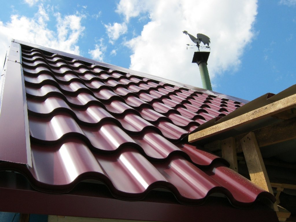 bumbung logam