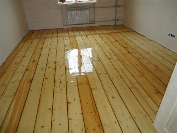 jak obnovit dřevěnou podlahu