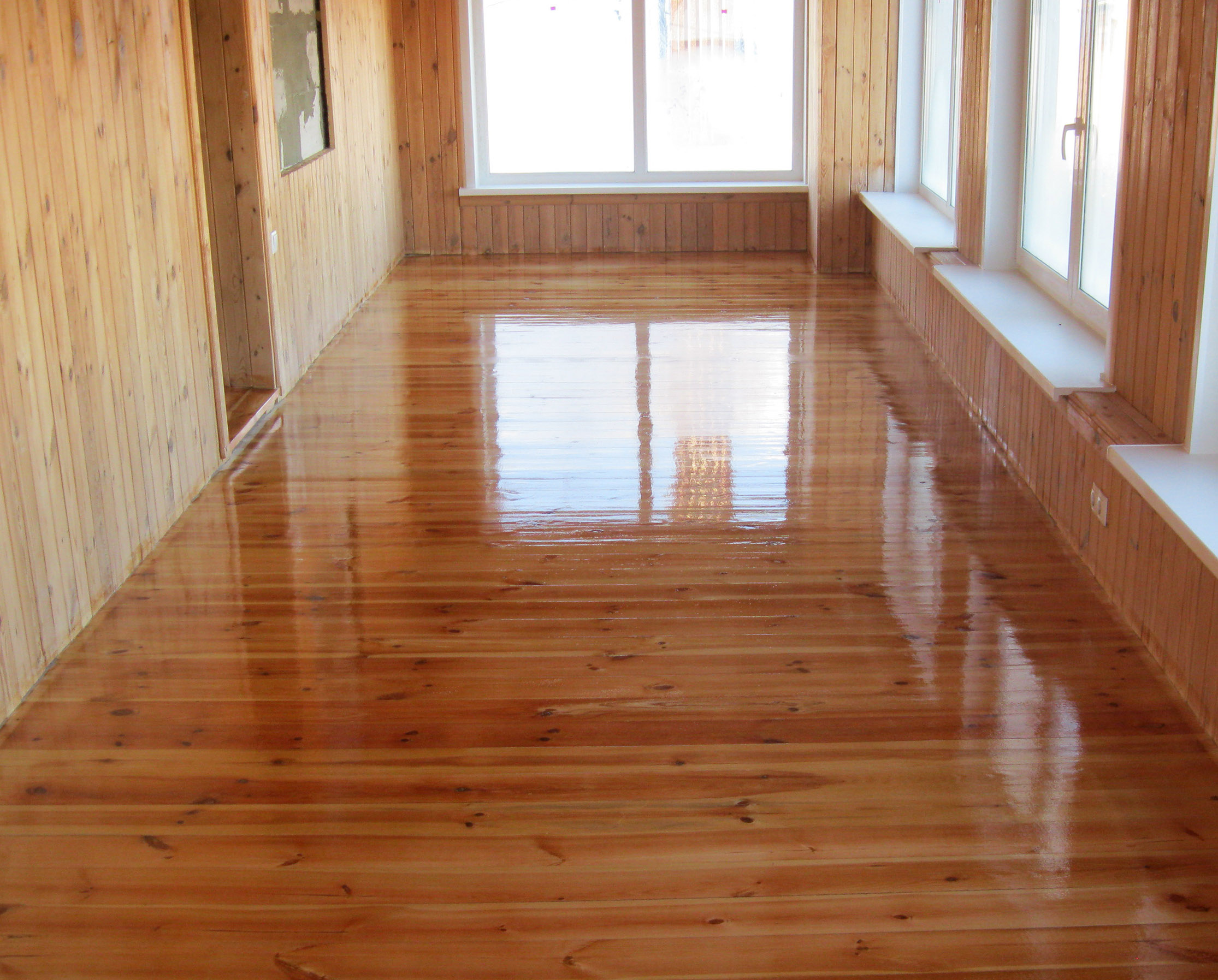 how to restore a wooden floor