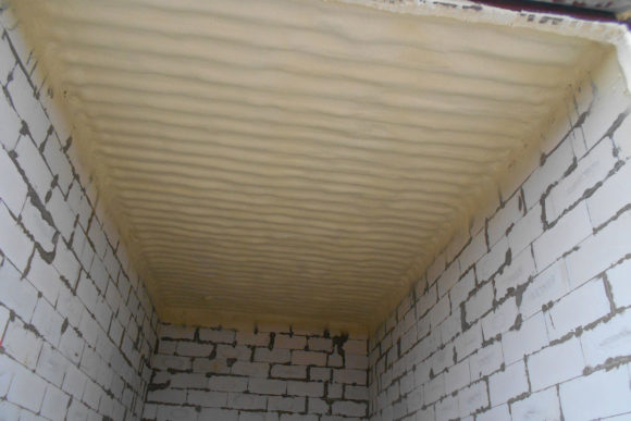 how to insulate a ceiling with a cold roof