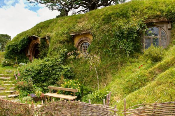 Nhà Hobbit, Vương quốc Anh