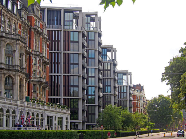 Residential complex One Hyde Park, United Kingdom