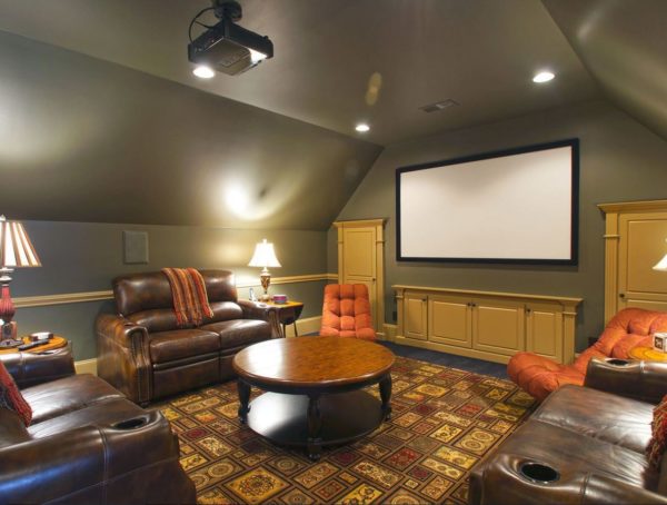 Àtic - Home Theater